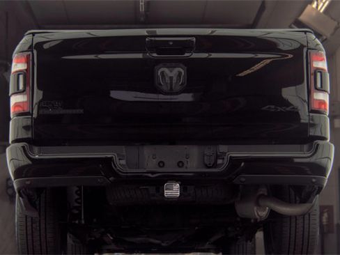 Used 2023 RAM 1500 Big Horn AWD/4WD image 7