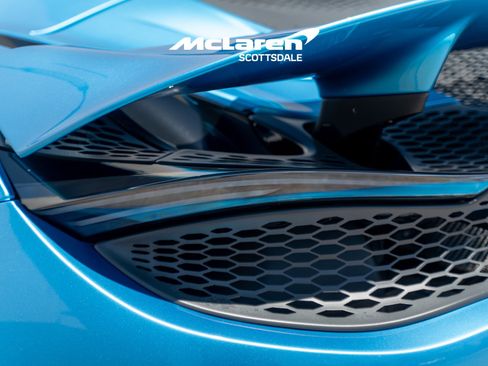 Used 2024 McLaren 750S Spider RWD image 23