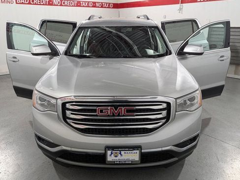 Used 2018 GMC Acadia SLE image 10