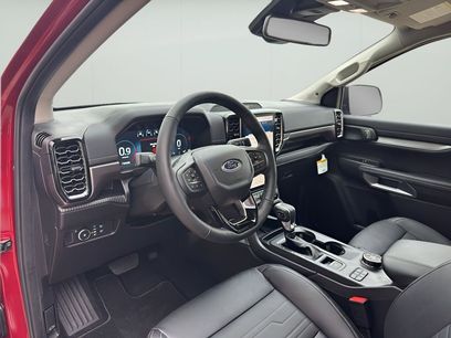 New 2025 Ford Ranger Lariat w/ Chrome Accent Package
