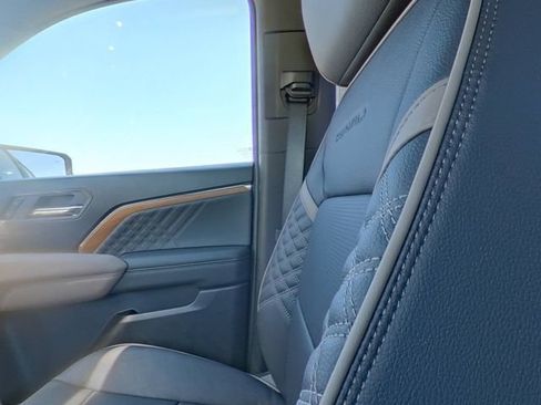 New 2026 GMC Canyon Denali AWD/4WD image 31