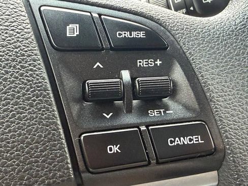 Used 2020 Hyundai Tucson Value FWD image 16