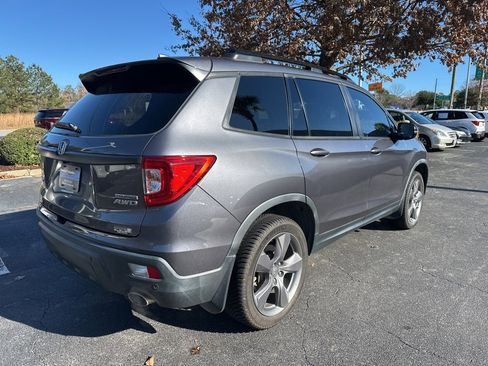 Certified 2021 Honda Passport Touring image 3