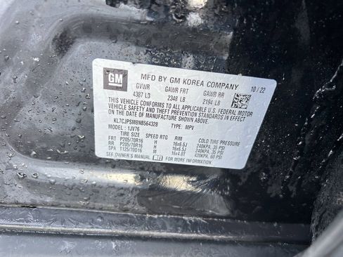 Used 2022 Chevrolet Trax LT w/ LT Convenience Package image 31