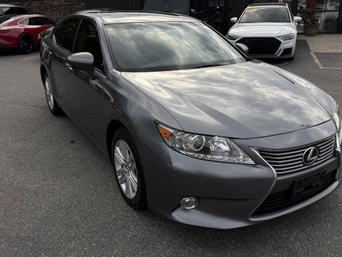 Used 2014 Lexus ES 350 w/ Premium Package FWD image 22