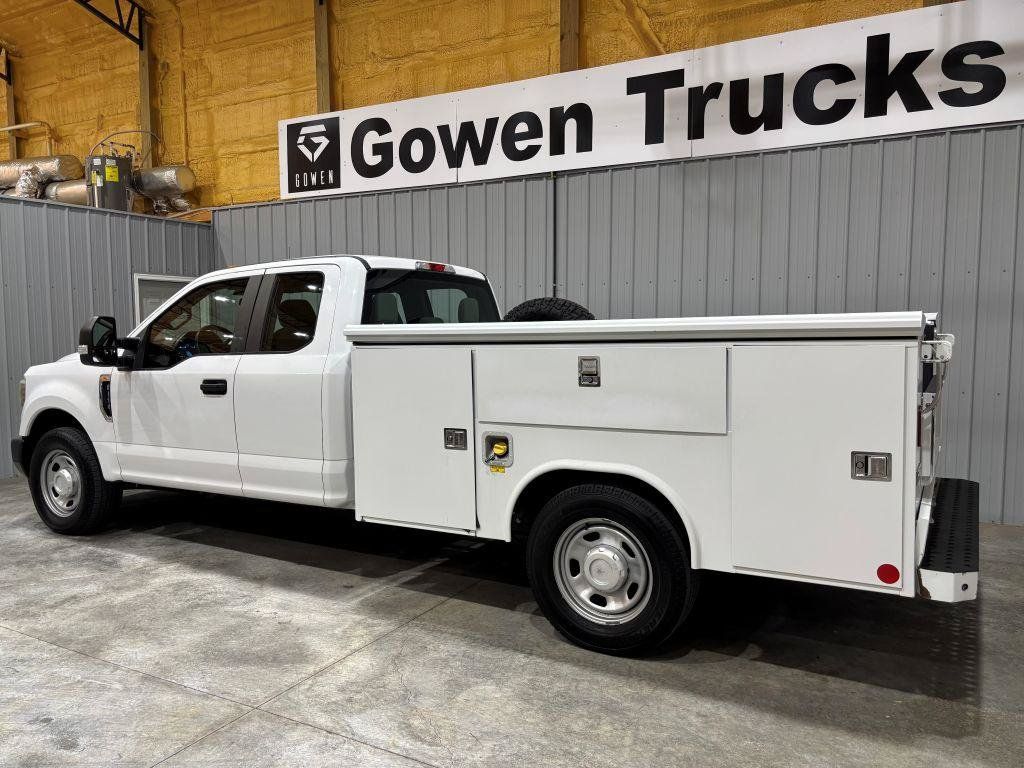 Used 2019 Ford F350 XL w/ Power Equipment Group RWD image 5