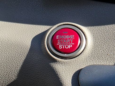 Used 2016 Honda Odyssey EX-L image 38