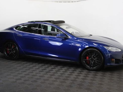 Used 2015 Tesla Model S 70D AWD/4WD image 6