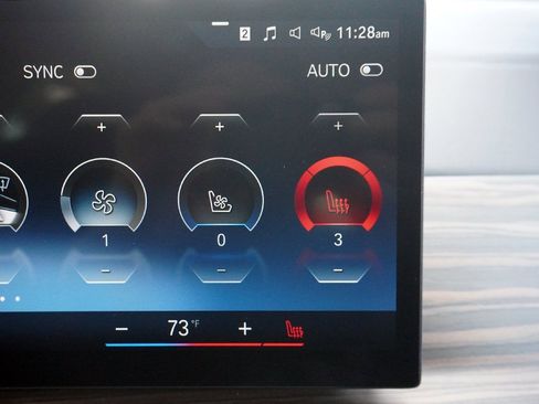 Used 2023 BMW X7 xDrive40i w/ Premium Package image 76