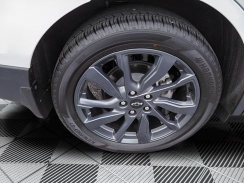 Used 2024 Chevrolet Equinox RS w/ LPO, Floor Liner Package FWD image 36