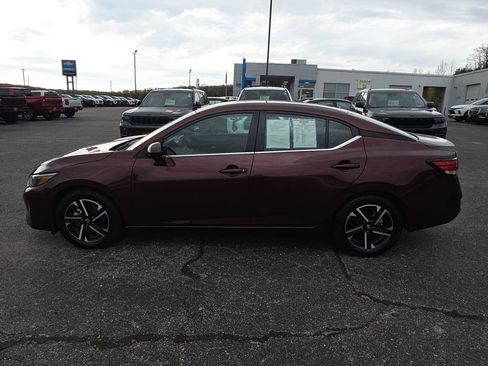 Used 2024 Nissan Sentra SV image 5