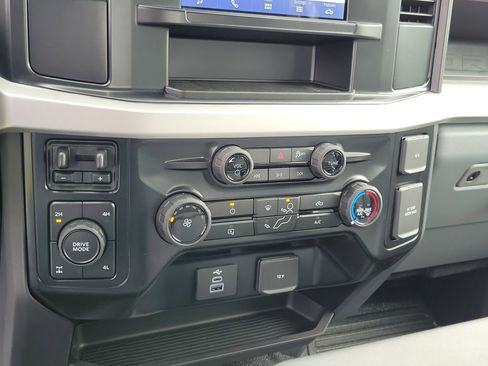 New 2026 Ford F250 XL w/ FX4 Off-Road Package image 28