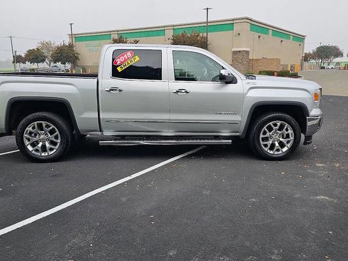 Used 2015 GMC Sierra 1500 SLT w/ SLT Crew Cab Value Package image 4