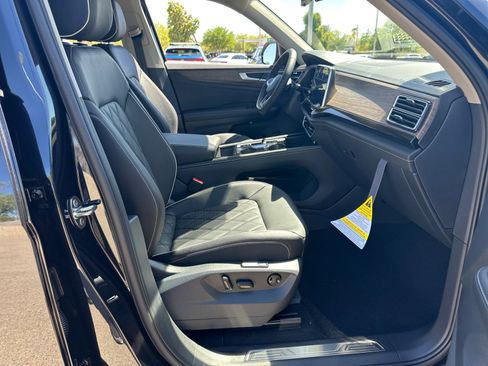 New 2025 Volkswagen Atlas SEL Premium R-Line image 19