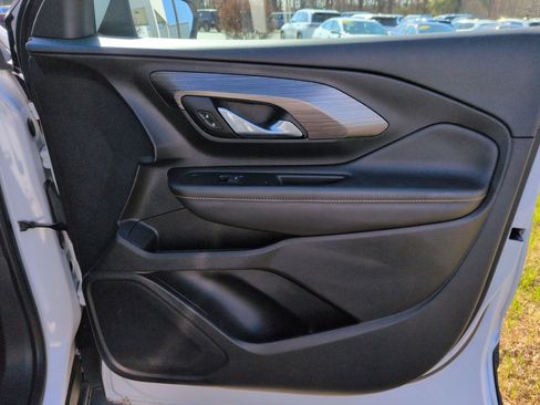 Used 2019 GMC Terrain SLT image 21
