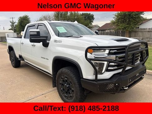 Used 2022 Chevrolet Silverado 3500 High Country w/ Z71 Off-Road Package AWD/4WD image 3