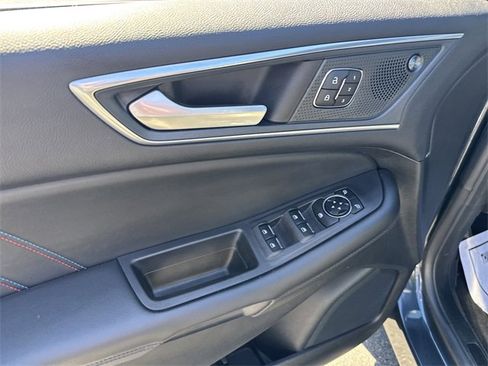 Used 2024 Ford Edge ST w/ Equipment Group 401A image 16