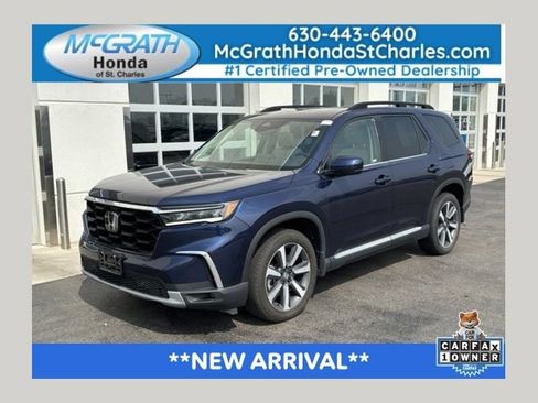 Used 2023 Honda Pilot Touring image 1