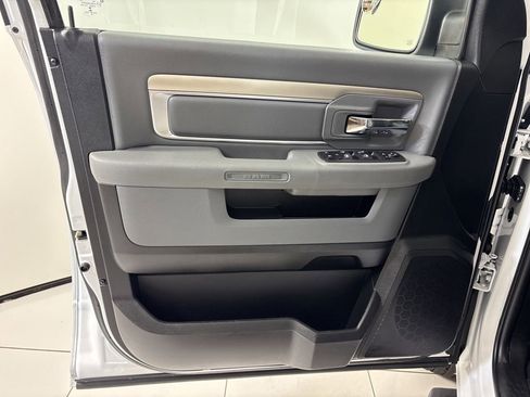 Used 2019 RAM 1500 Big Horn image 16