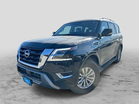 Used 2021 Nissan Armada SV image 1