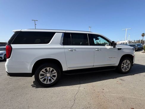 Used 2023 GMC Yukon XL Denali image 7