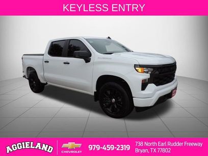 Used 2025 Chevrolet Silverado 1500 Custom