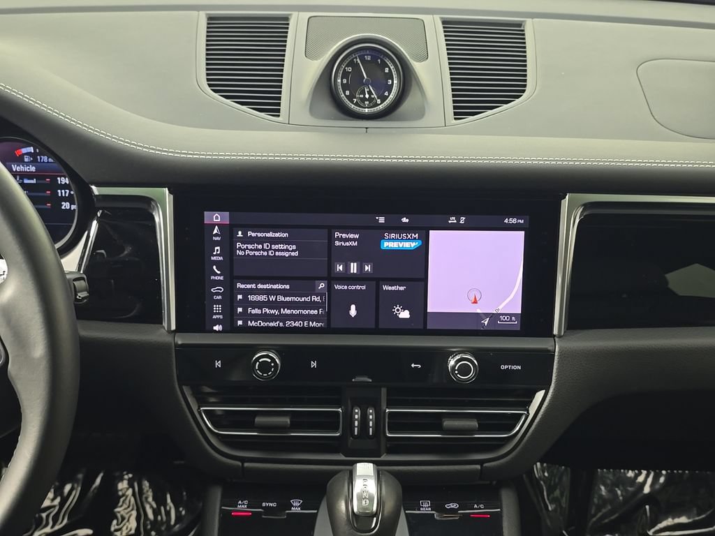 Certified 2023 Porsche Macan S AWD/4WD image 18