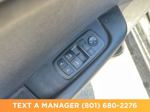 Used 2019 Dodge Challenger R/T RWD image 11