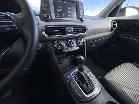 Used 2020 Hyundai Kona SEL Plus FWD image 35