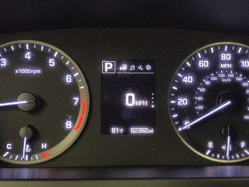 Used 2015 Hyundai Sonata Sport w/ Option Group 03 FWD image 23