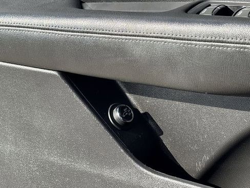 Used 2019 Cadillac XT5 Premium Luxury image 23