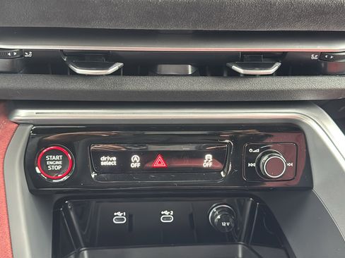 New 2025 Audi SQ5 Premium Plus image 20
