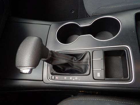 Used 2019 Kia Sorento FWD V6 image 33