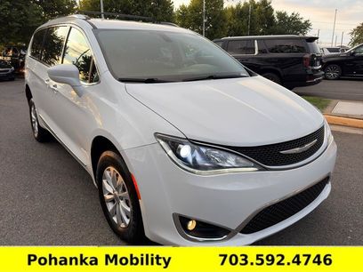 Used 2018 Chrysler Pacifica Touring-L