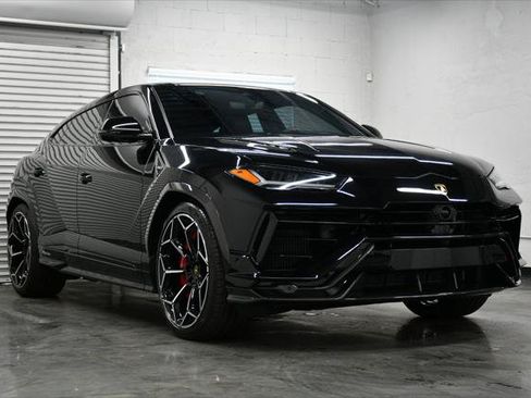 Used 2024 Lamborghini Urus Performante AWD/4WD image 29