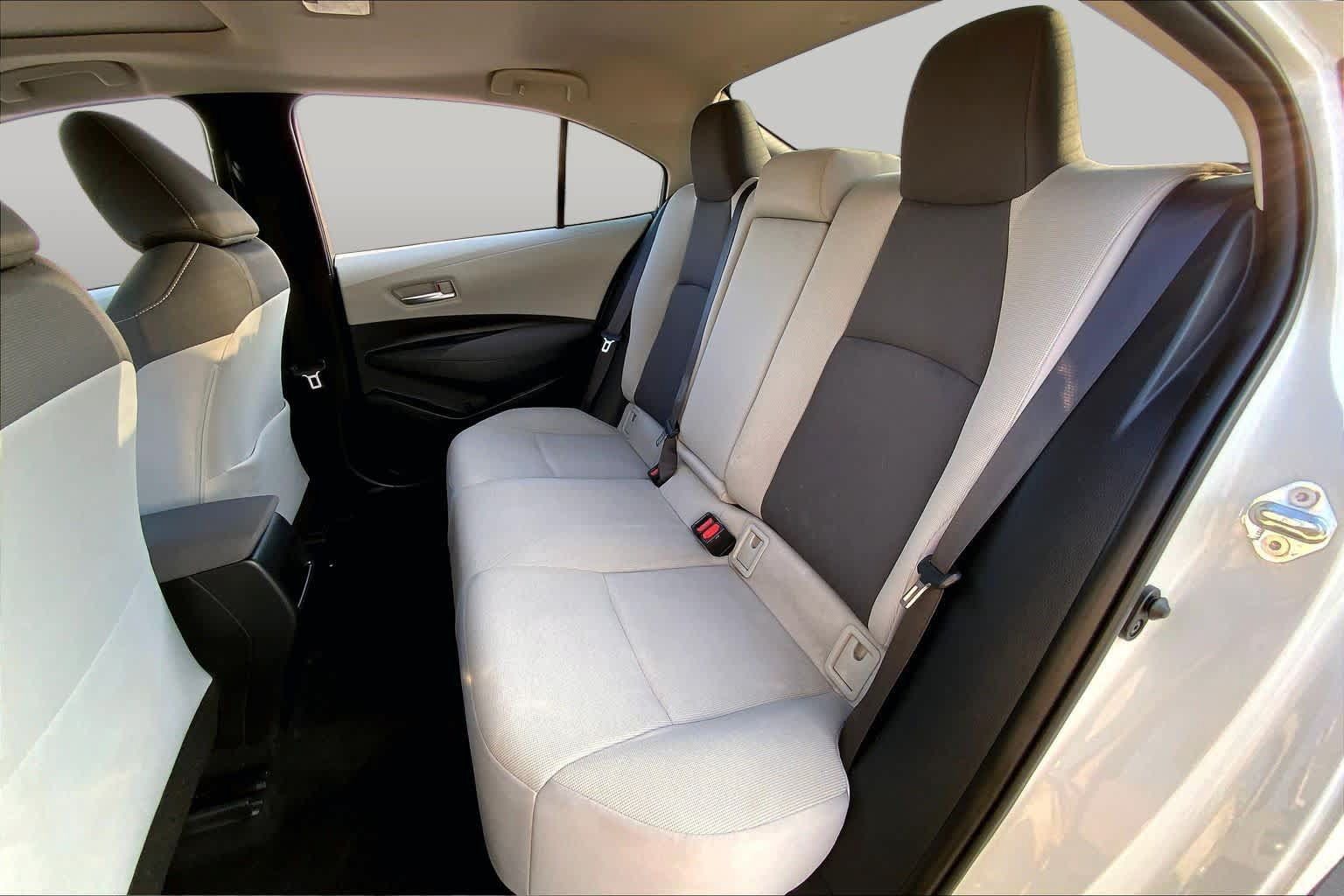 Used 2020 Toyota Corolla LE w/ LE Premium Package FWD image 14