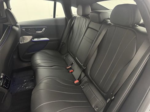 Used 2024 Mercedes-Benz EQE 350+ 4MATIC Sedan image 15