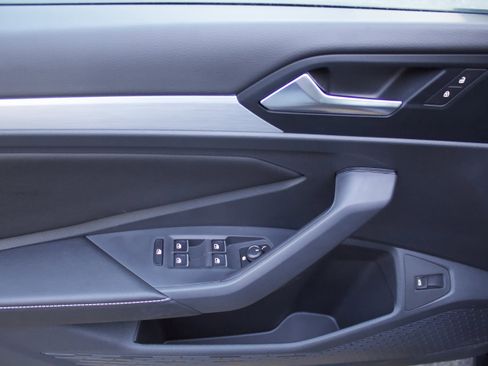 New 2026 Volkswagen Jetta Sport FWD image 9