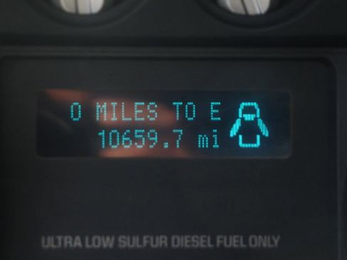 Used 2019 Ford F750 2WD Regular Cab Super Duty image 34