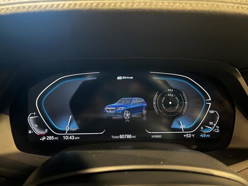 Used 2022 BMW X5 xDrive45e w/ M Sport Package image 12