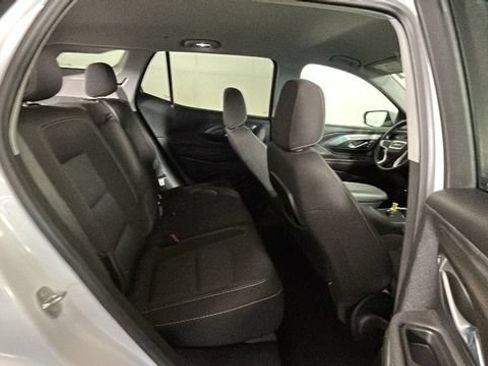 Used 2023 GMC Terrain SLE FWD image 30