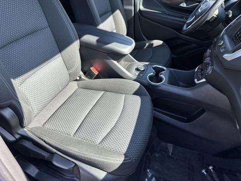 Certified 2024 GMC Terrain SLE w/ Driver Convenience Package FWD image 27