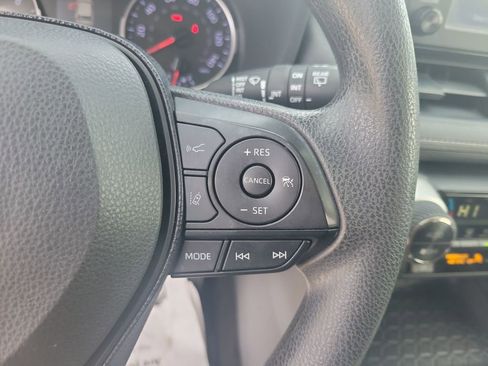 Certified 2019 Toyota RAV4 XLE image 29