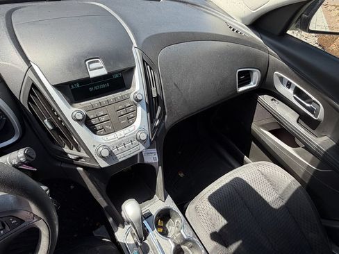 Used 2015 Chevrolet Equinox LS FWD image 24