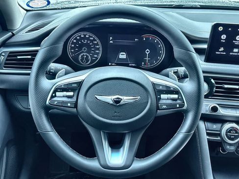 Used 2023 Genesis G70 3.3T RWD image 15