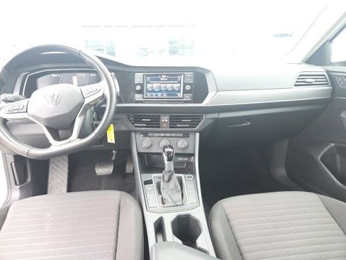 Used 2024 Volkswagen Jetta S image 7