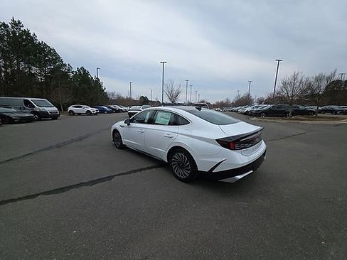 New 2026 Hyundai Sonata Limited image 19