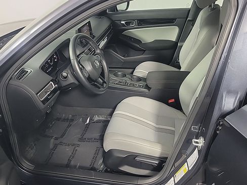 Certified 2025 Honda Civic Sport image 17