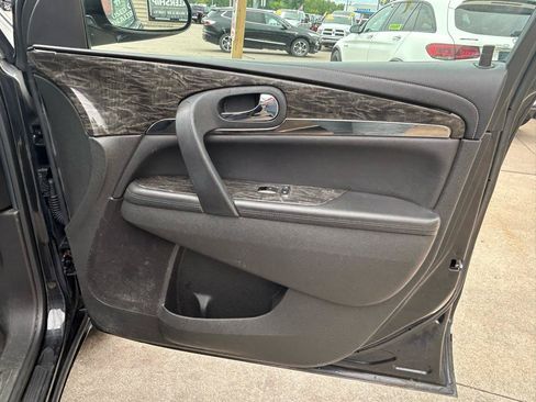 Used 2013 Buick Enclave Leather FWD image 16