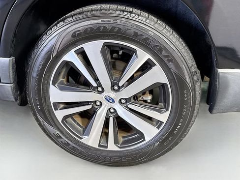 Used 2019 Subaru Outback 2.5i Limited AWD/4WD image 35